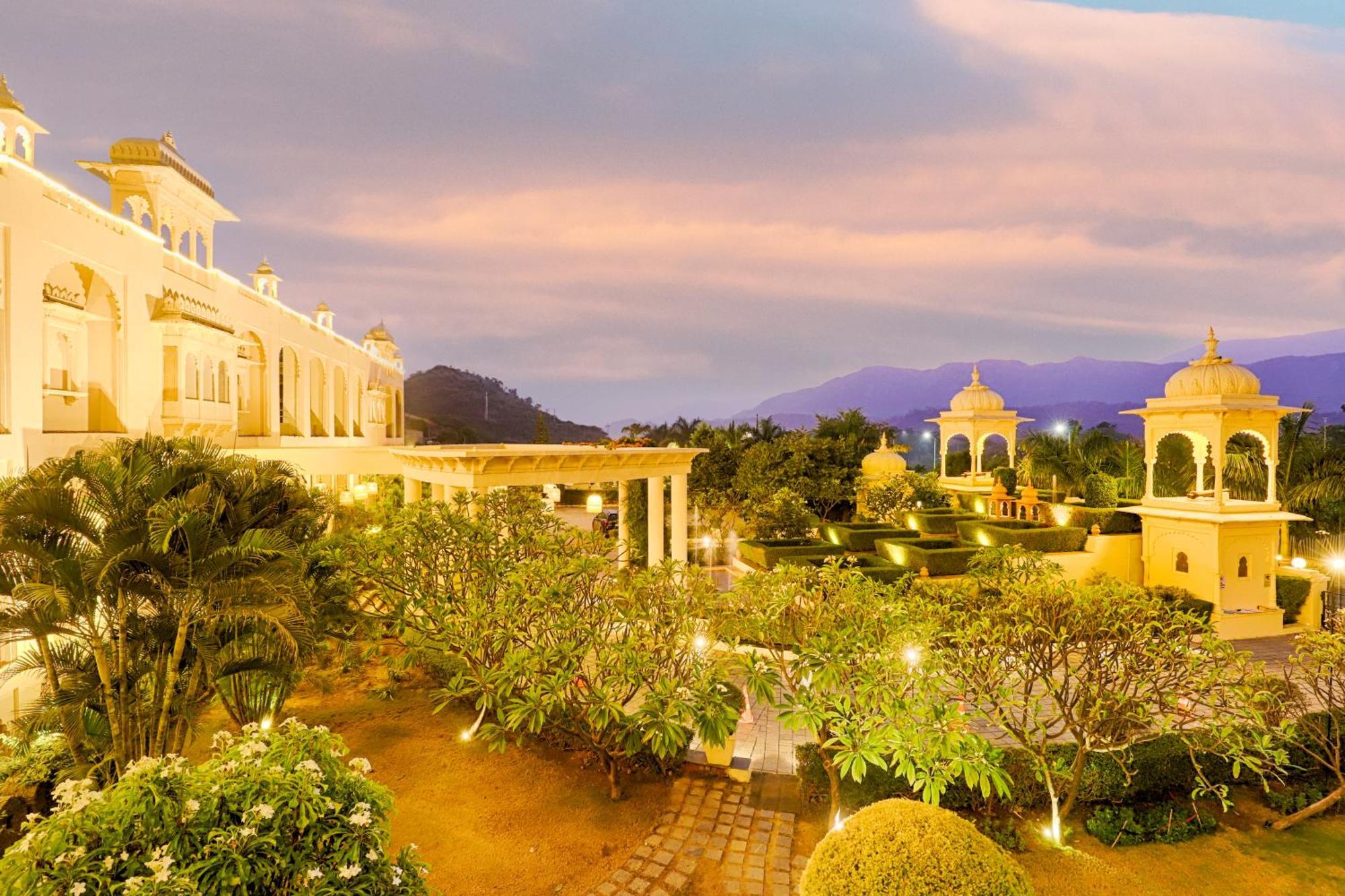 Club Mahindra Udaipur Otel Dış mekan fotoğraf